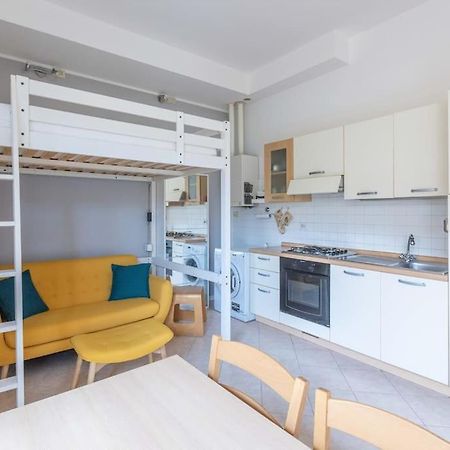 Tiarini 14 Apartment Болоня Екстериор снимка