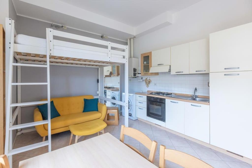 Tiarini 14 Apartment Болоня Екстериор снимка