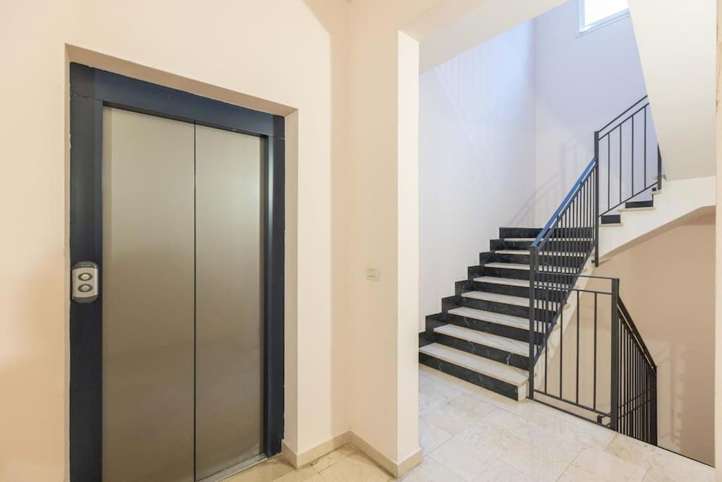 Tiarini 14 Apartment Болоня Екстериор снимка